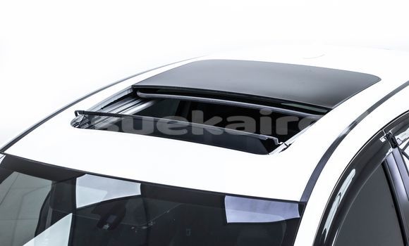 Buy Used Honda HR-V White Car in Bangkok in Bangkok Buy Used Honda HR-V White Car in Bangkok in Bangkok