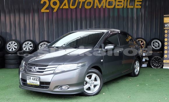ซื้อ รถมือสอง Honda City เงิน รถยนต์ ใน %{เมือง} ใน กรุงเทพมหานคร