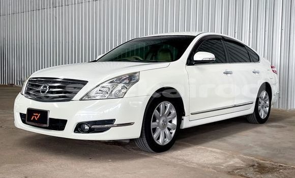 Buy Used Nissan Teana White Car in Bangkok in Bangkok Buy Used Nissan Teana White Car in Bangkok in Bangkok