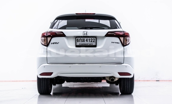 Buy Used Honda HRâV White Car in Bangkok in Bangkok Buy Used Honda HRâV White Car in Bangkok in Bangkok