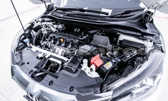 Buy Used Honda HRâV White Car in Bangkok in Bangkok Buy Used Honda HRâV White Car in Bangkok in Bangkok