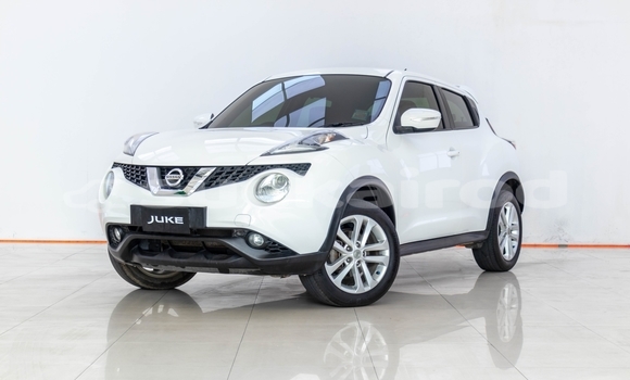 ซื้อ รถมือสอง Nissan Juke ขาว รถยนต์ ใน %{เมือง} ใน กรุงเทพมหานคร