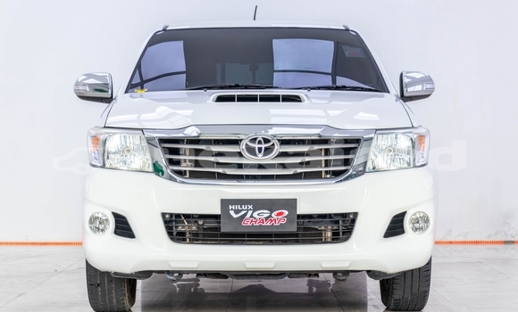Buy Used Toyota Hiluxe VIGO White Car in Bangkok in Bangkok Buy Used Toyota Hiluxe VIGO White Car in Bangkok in Bangkok