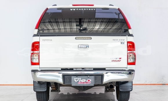 Buy Used Toyota Hiluxe VIGO White Car in Bangkok in Bangkok Buy Used Toyota Hiluxe VIGO White Car in Bangkok in Bangkok
