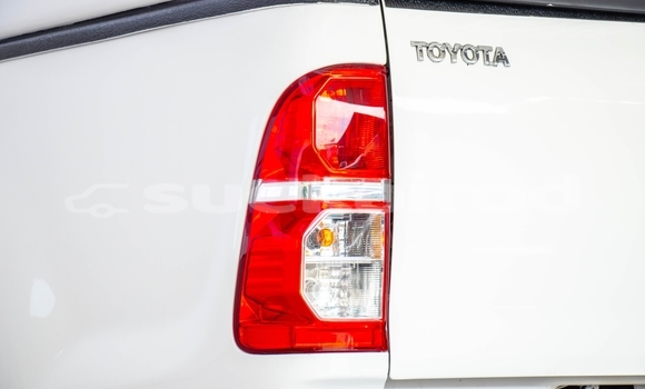 Buy Used Toyota Hiluxe VIGO White Car in Bangkok in Bangkok Buy Used Toyota Hiluxe VIGO White Car in Bangkok in Bangkok