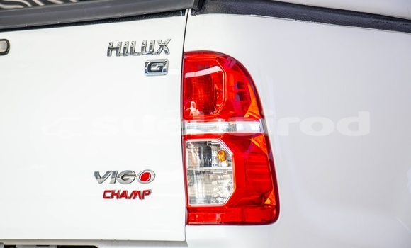 Buy Used Toyota Hiluxe VIGO White Car in Bangkok in Bangkok Buy Used Toyota Hiluxe VIGO White Car in Bangkok in Bangkok