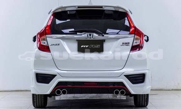 Buy Used Honda Jazz White Car in Bangkok in Bangkok Buy Used Honda Jazz White Car in Bangkok in Bangkok