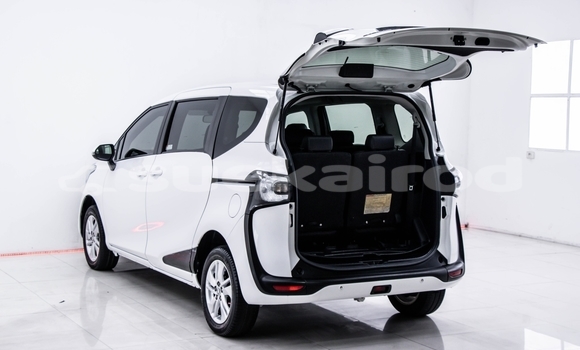 Buy Used Toyota Sienta White Car in Bangkok in Bangkok Buy Used Toyota Sienta White Car in Bangkok in Bangkok