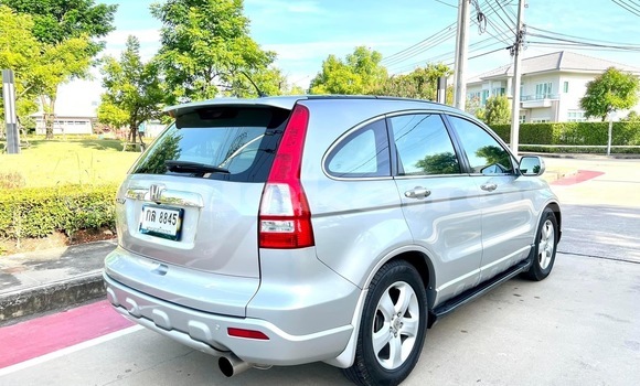 Buy Used Honda CR-V Silver Car in Bangkok in Bangkok Buy Used Honda CR-V Silver Car in Bangkok in Bangkok
