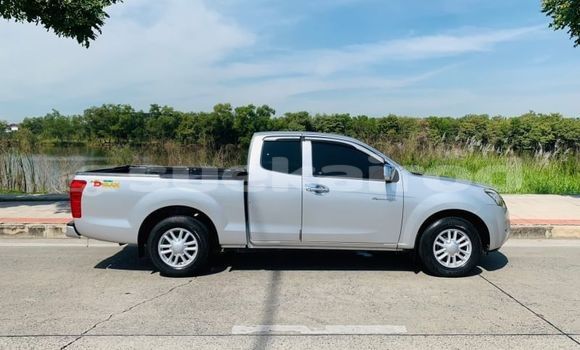 Buy Used Isuzu D-Max Other Car in Bangkok in Bangkok Buy Used Isuzu D-Max Other Car in Bangkok in Bangkok