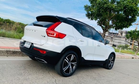 Buy Used Volvo XC40 White Car in Bangkok in Bangkok Buy Used Volvo XC40 White Car in Bangkok in Bangkok