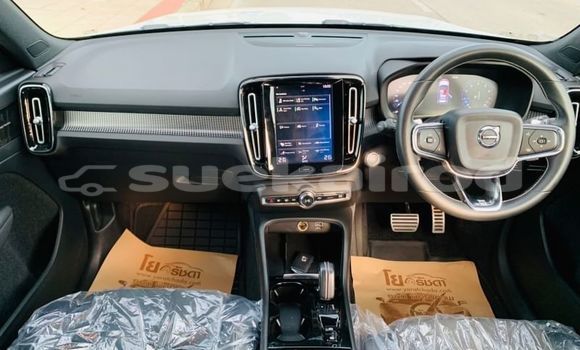 Buy Used Volvo XC40 White Car in Bangkok in Bangkok Buy Used Volvo XC40 White Car in Bangkok in Bangkok