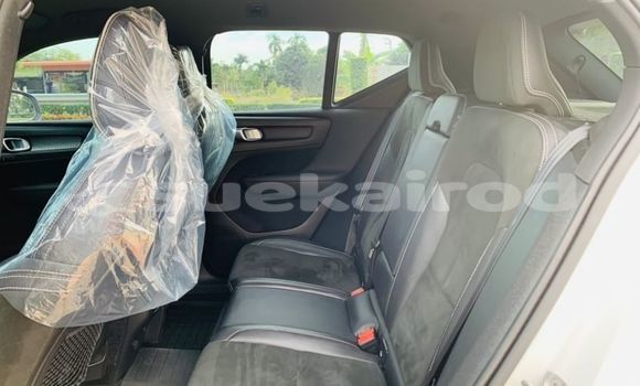 Buy Used Volvo XC40 White Car in Bangkok in Bangkok Buy Used Volvo XC40 White Car in Bangkok in Bangkok