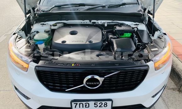 Buy Used Volvo XC40 White Car in Bangkok in Bangkok Buy Used Volvo XC40 White Car in Bangkok in Bangkok
