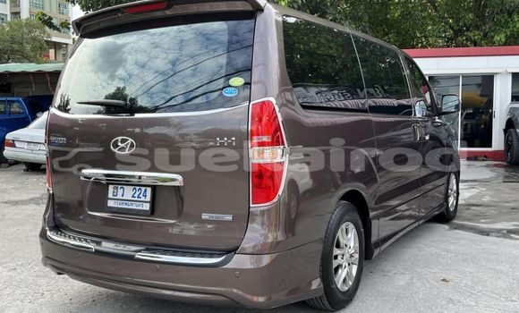 Buy Used Hyundai H1 Brown Car in Bangkok in Bangkok Buy Used Hyundai H1 Brown Car in Bangkok in Bangkok