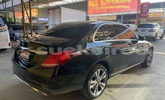 ซื้อ รถมือสอง Mercedes-Benz C-Classe สีดำ รถยนต์ ใน %{เมือง} ใน กรุงเทพมหานคร ซื้อ รถมือสอง Mercedes-Benz C-Classe สีดำ รถยนต์ ใน %{เมือง} ใน กรุงเทพมหานคร