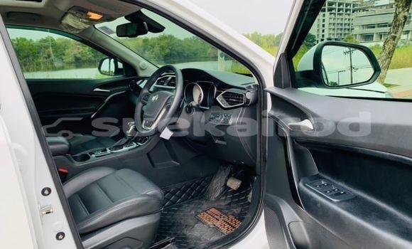 Buy Used MG GS White Car in Bangkok in Bangkok Buy Used MG GS White Car in Bangkok in Bangkok