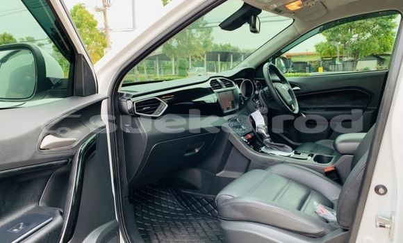 Buy Used MG GS White Car in Bangkok in Bangkok Buy Used MG GS White Car in Bangkok in Bangkok