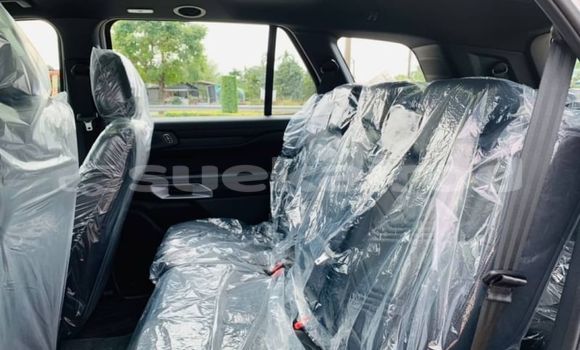 Buy Used Ford Everest White Car in Bangkok in Bangkok Buy Used Ford Everest White Car in Bangkok in Bangkok