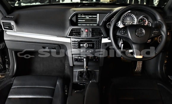 ซื้อ รถมือสอง Mercedes-Benz E200 สีดำ รถยนต์ ใน %{เมือง} ใน กรุงเทพมหานคร ซื้อ รถมือสอง Mercedes-Benz E200 สีดำ รถยนต์ ใน %{เมือง} ใน กรุงเทพมหานคร