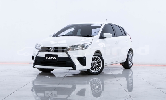ซื้อ รถมือสอง Toyota Yaris ขาว รถยนต์ ใน %{เมือง} ใน กรุงเทพมหานคร ซื้อ รถมือสอง Toyota Yaris ขาว รถยนต์ ใน %{เมือง} ใน กรุงเทพมหานคร