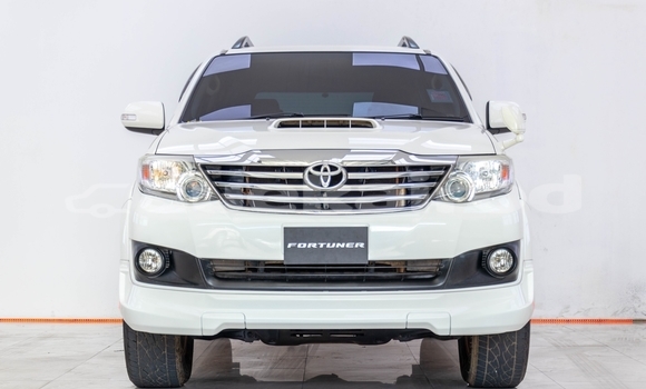 Buy Used Toyota Fortuner White Car in Bangkok in Bangkok Buy Used Toyota Fortuner White Car in Bangkok in Bangkok