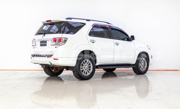 Buy Used Toyota Fortuner White Car in Bangkok in Bangkok Buy Used Toyota Fortuner White Car in Bangkok in Bangkok