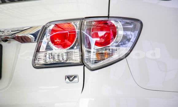 Buy Used Toyota Fortuner White Car in Bangkok in Bangkok Buy Used Toyota Fortuner White Car in Bangkok in Bangkok