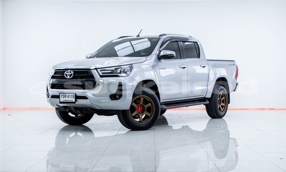 ซื้อ รถมือสอง Toyota Hiluxe Revo อื่น ๆ รถยนต์ ใน %{เมือง} ใน กรุงเทพมหานคร