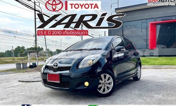 ซื้อ รถมือสอง Toyota Yaris สีดำ รถยนต์ ใน %{เมือง} ใน กรุงเทพมหานคร