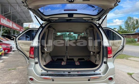 ซื้อ รถมือสอง Toyota Fortuner เงิน รถยนต์ ใน %{เมือง} ใน กรุงเทพมหานคร ซื้อ รถมือสอง Toyota Fortuner เงิน รถยนต์ ใน %{เมือง} ใน กรุงเทพมหานคร