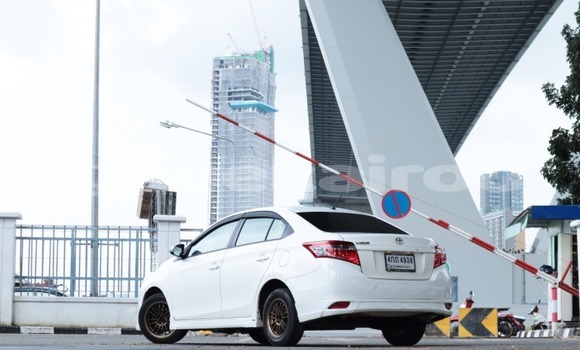 ซื้อ รถมือสอง Toyota Vios ขาว รถยนต์ ใน %{เมือง} ใน กรุงเทพมหานคร ซื้อ รถมือสอง Toyota Vios ขาว รถยนต์ ใน %{เมือง} ใน กรุงเทพมหานคร