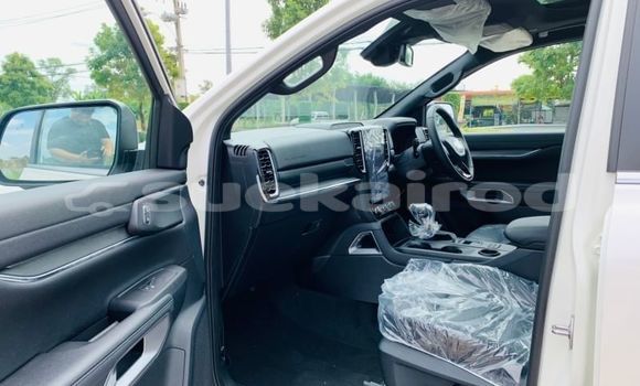 Buy Used Ford Everest White Car in Bangkok in Bangkok Buy Used Ford Everest White Car in Bangkok in Bangkok