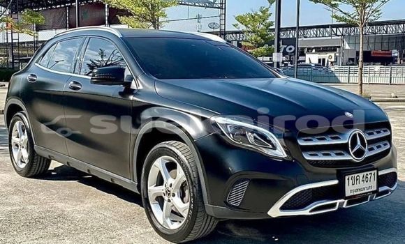 Buy Used Mercedes-Benz GLA-klasse Black Car in Bangkok in Bangkok Buy Used Mercedes-Benz GLA-klasse Black Car in Bangkok in Bangkok