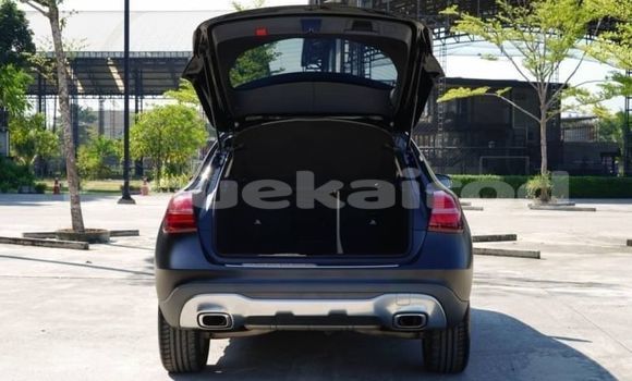 Buy Used Mercedes-Benz GLA-klasse Black Car in Bangkok in Bangkok Buy Used Mercedes-Benz GLA-klasse Black Car in Bangkok in Bangkok