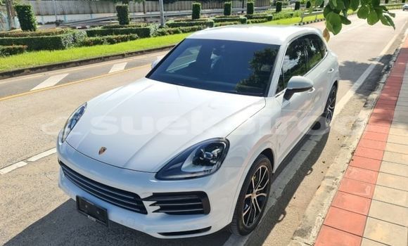 Buy Used Porsche Cayenne White Car in Bangkok in Bangkok