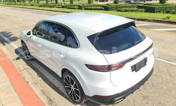 ซื้อ รถมือสอง Porsche Cayenne ขาว รถยนต์ ใน %{เมือง} ใน กรุงเทพมหานคร ซื้อ รถมือสอง Porsche Cayenne ขาว รถยนต์ ใน %{เมือง} ใน กรุงเทพมหานคร