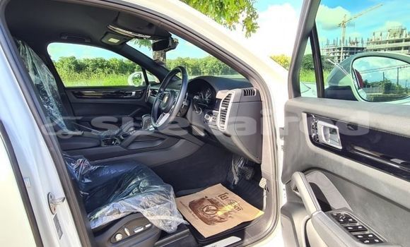 ซื้อ รถมือสอง Porsche Cayenne ขาว รถยนต์ ใน %{เมือง} ใน กรุงเทพมหานคร ซื้อ รถมือสอง Porsche Cayenne ขาว รถยนต์ ใน %{เมือง} ใน กรุงเทพมหานคร