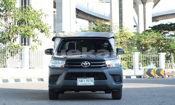 Buy Used Toyota Hiluxe Revo Silver Car in Bangkok in Bangkok Buy Used Toyota Hiluxe Revo Silver Car in Bangkok in Bangkok