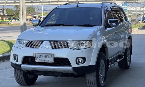 ซื้อ รถมือสอง Mitsubishi Pajero ขาว รถยนต์ ใน %{เมือง} ใน กรุงเทพมหานคร ซื้อ รถมือสอง Mitsubishi Pajero ขาว รถยนต์ ใน %{เมือง} ใน กรุงเทพมหานคร