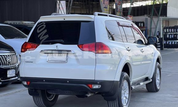 ซื้อ รถมือสอง Mitsubishi Pajero ขาว รถยนต์ ใน %{เมือง} ใน กรุงเทพมหานคร ซื้อ รถมือสอง Mitsubishi Pajero ขาว รถยนต์ ใน %{เมือง} ใน กรุงเทพมหานคร