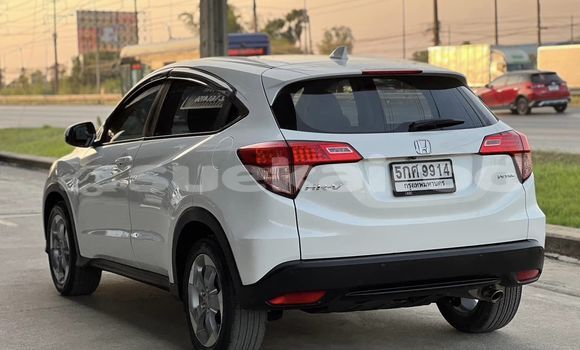 ซื้อ รถมือสอง Honda HR-V ขาว รถยนต์ ใน %{เมือง} ใน กรุงเทพมหานคร ซื้อ รถมือสอง Honda HR-V ขาว รถยนต์ ใน %{เมือง} ใน กรุงเทพมหานคร