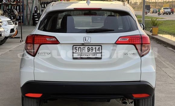 ซื้อ รถมือสอง Honda HR-V ขาว รถยนต์ ใน %{เมือง} ใน กรุงเทพมหานคร ซื้อ รถมือสอง Honda HR-V ขาว รถยนต์ ใน %{เมือง} ใน กรุงเทพมหานคร