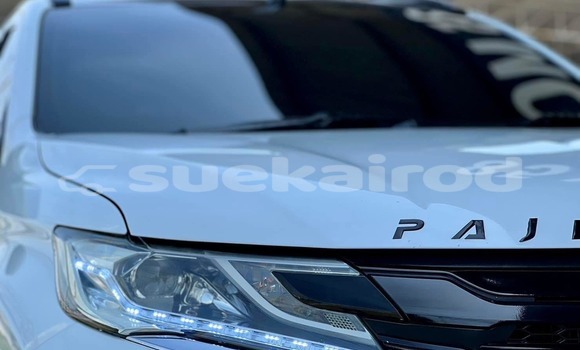 Buy Used Mitsubishi Pajero White Car in Bangkok in Bangkok Buy Used Mitsubishi Pajero White Car in Bangkok in Bangkok