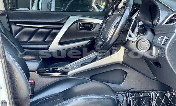 Buy Used Mitsubishi Pajero White Car in Bangkok in Bangkok Buy Used Mitsubishi Pajero White Car in Bangkok in Bangkok