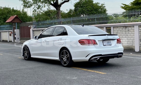 Buy Used Mercedes-Benz E-klasse White Car in Bangkok in Bangkok Buy Used Mercedes-Benz E-klasse White Car in Bangkok in Bangkok