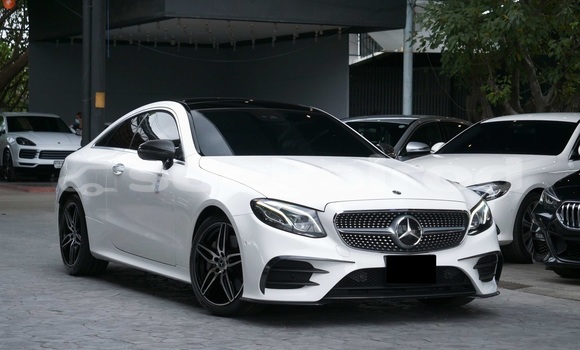 Buy Used Mercedes-Benz E-klasse White Car in Bangkok in Bangkok Buy Used Mercedes-Benz E-klasse White Car in Bangkok in Bangkok