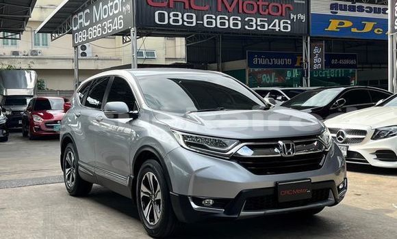 ซื้อ รถมือสอง Honda CR-V เงิน รถยนต์ ใน %{เมือง} ใน กรุงเทพมหานคร
