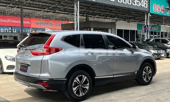 ซื้อ รถมือสอง Honda CR-V เงิน รถยนต์ ใน %{เมือง} ใน กรุงเทพมหานคร ซื้อ รถมือสอง Honda CR-V เงิน รถยนต์ ใน %{เมือง} ใน กรุงเทพมหานคร