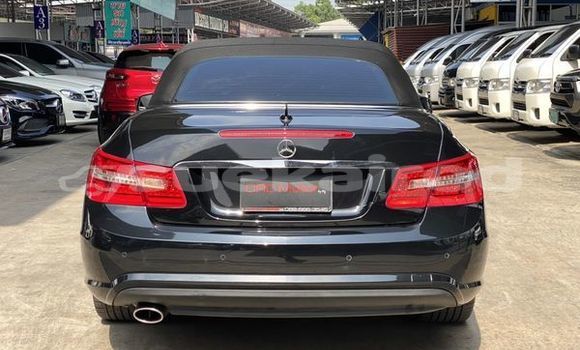 ซื้อ รถมือสอง Mercedes-Benz E200 สีดำ รถยนต์ ใน %{เมือง} ใน กรุงเทพมหานคร ซื้อ รถมือสอง Mercedes-Benz E200 สีดำ รถยนต์ ใน %{เมือง} ใน กรุงเทพมหานคร